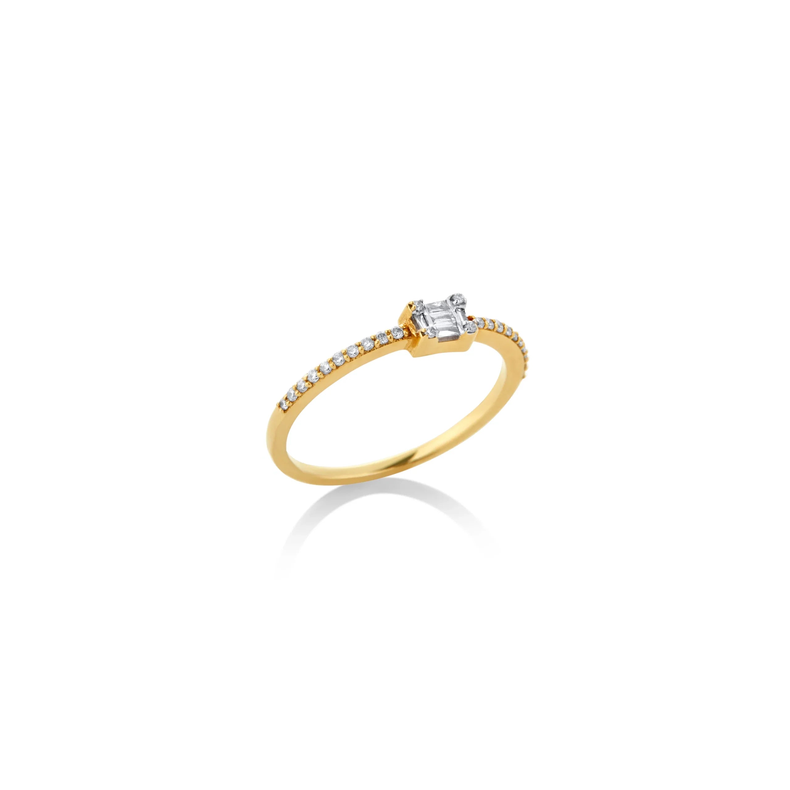 ANILLO DIAMANTES BAGUETTE Y DIAMANTES LATERALES EN ORO 18K - Gallery 1
