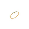 ANILLO LISO CON ESMERALDAS EN ORO 14K