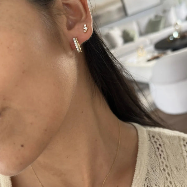 ARGOLLAS DIAMANTES Y BORDE PUNTOS EN ORO BLANCO Y AMARILLO 18K - Secondary