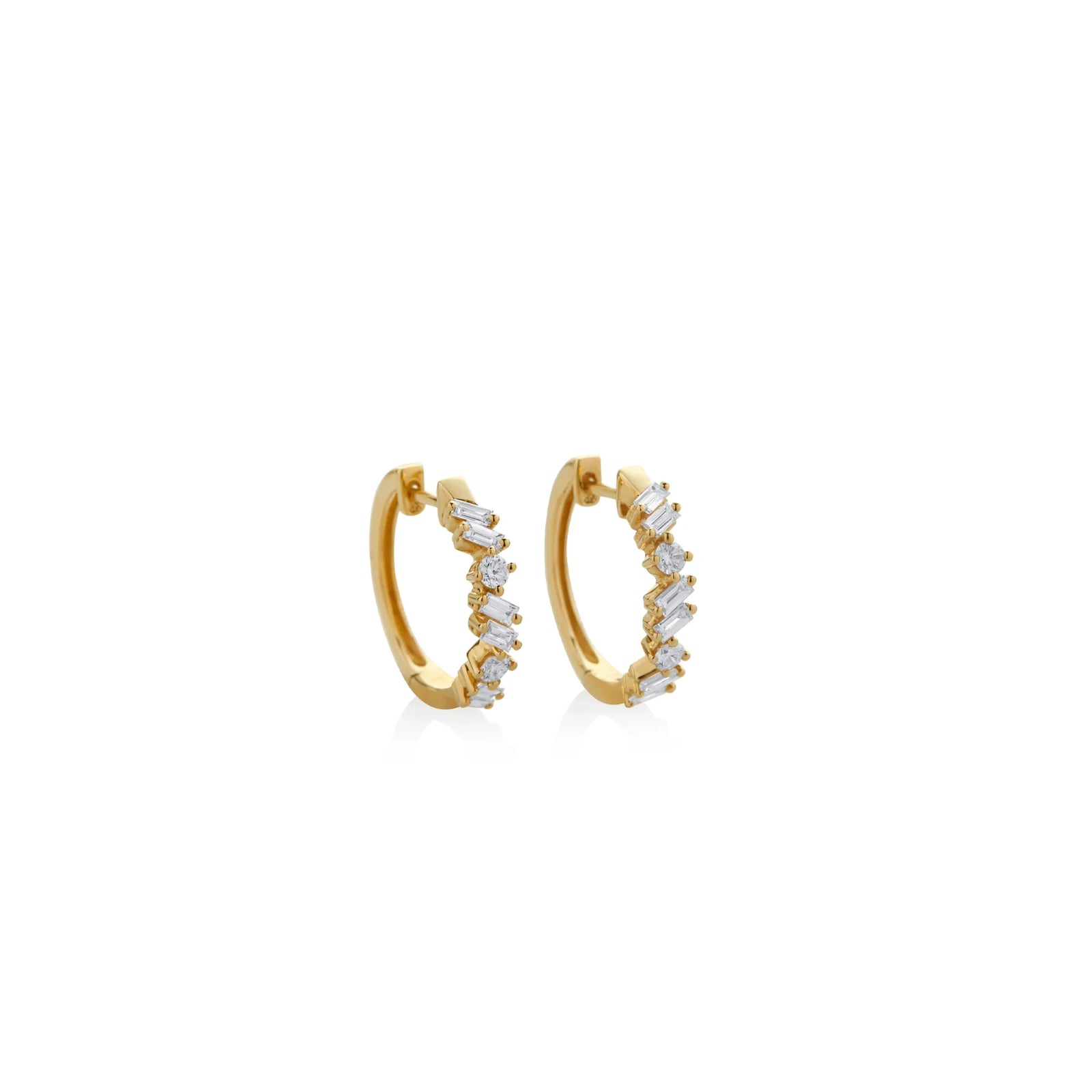 ARGOLLAS DIAMANTES BAGUETTE DIAGONALES EN ORO 18K - Image 1