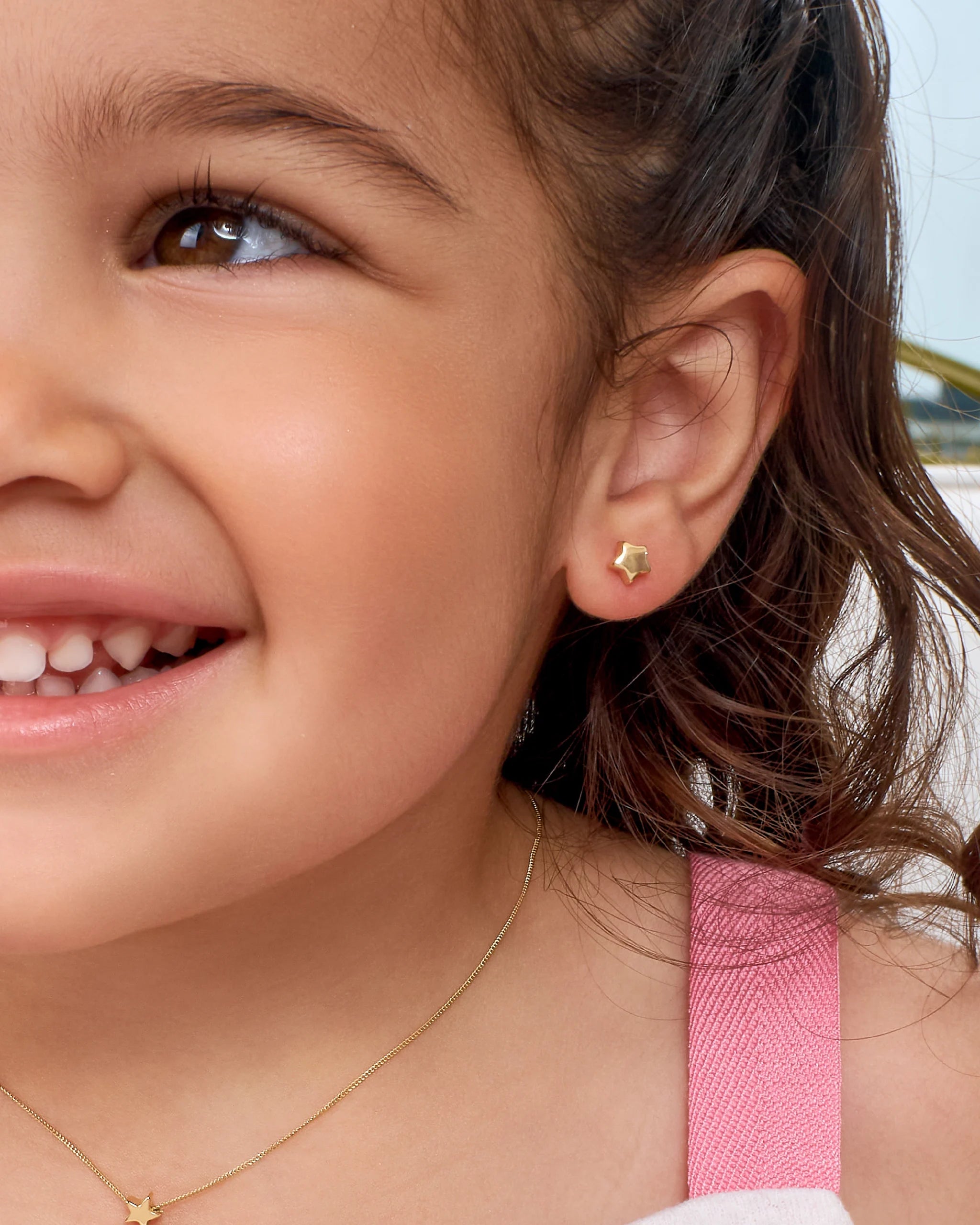 ARETES BEBÉ ESTRELLA EN ORO 18K - Gallery 3