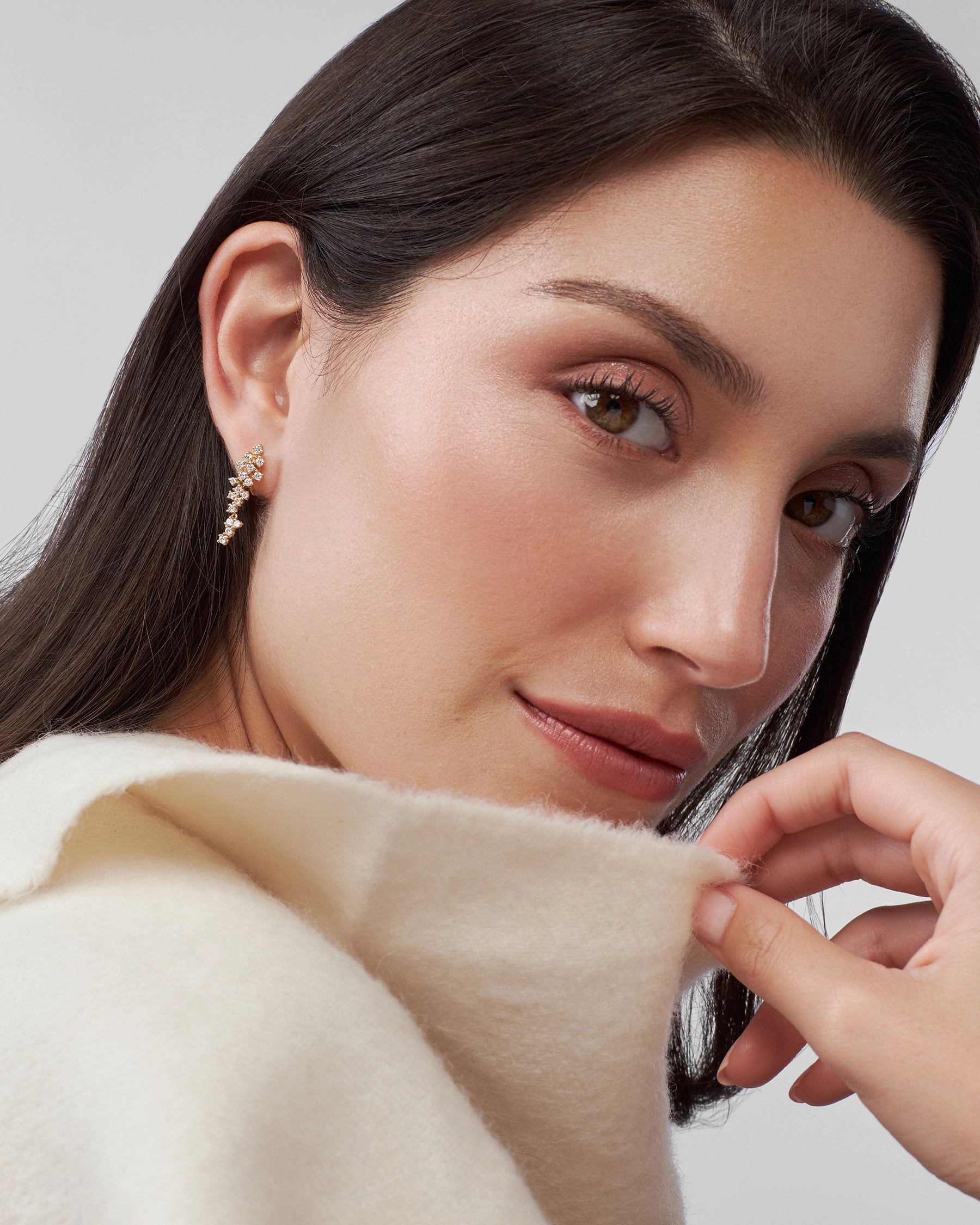 ARETES DIAMANTES COLGANTES EN ORO 18K - Gallery 2