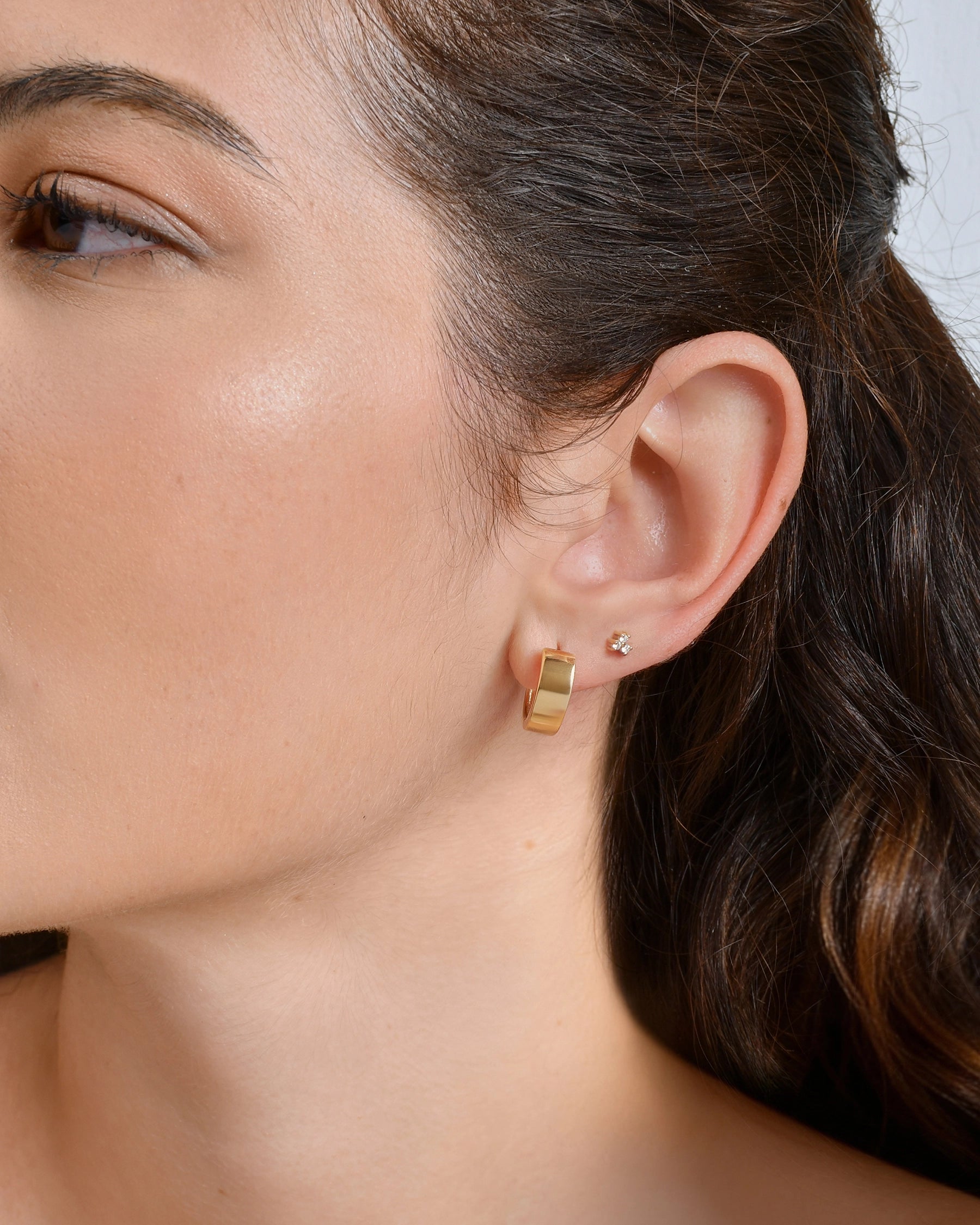 ARGOLLAS CINTA ANCHA EN ORO 18K - Gallery 2