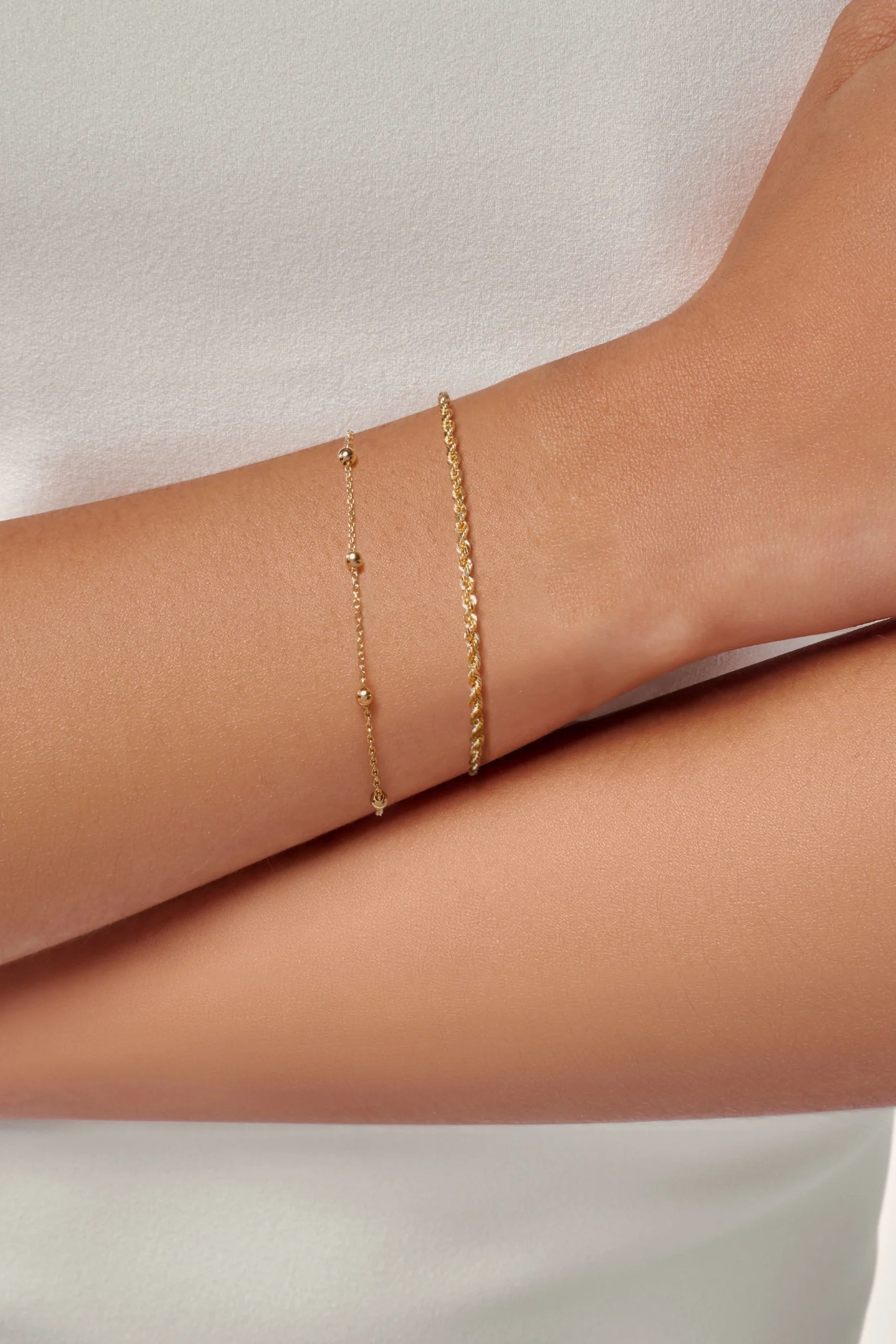 PULSERA BOLITAS PRISMA EN ORO 18K - Gallery 2