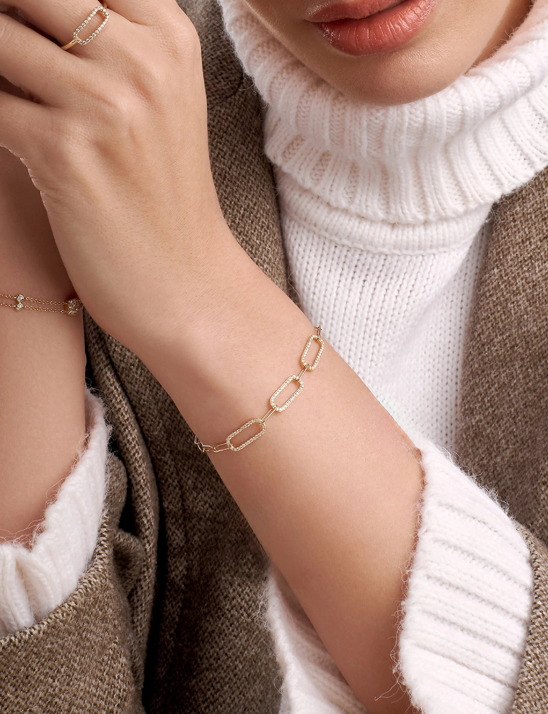 PULSERA DIAMANTES CLIP TRIPLE EN ORO 18K - Gallery 2