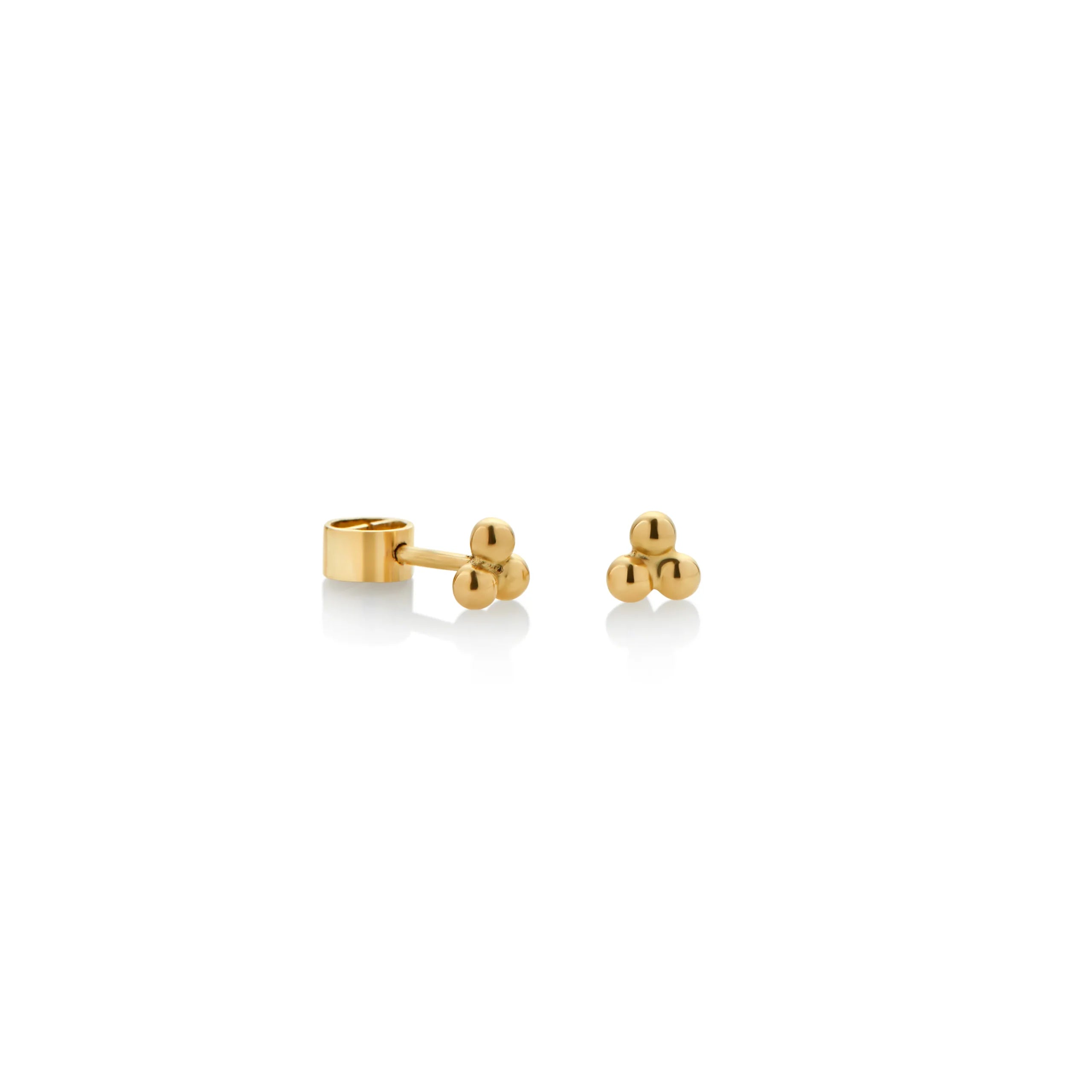 ARETES PIERCING 3 BOLITAS EN TRIÁNGULO EN ORO 18K - Gallery 1