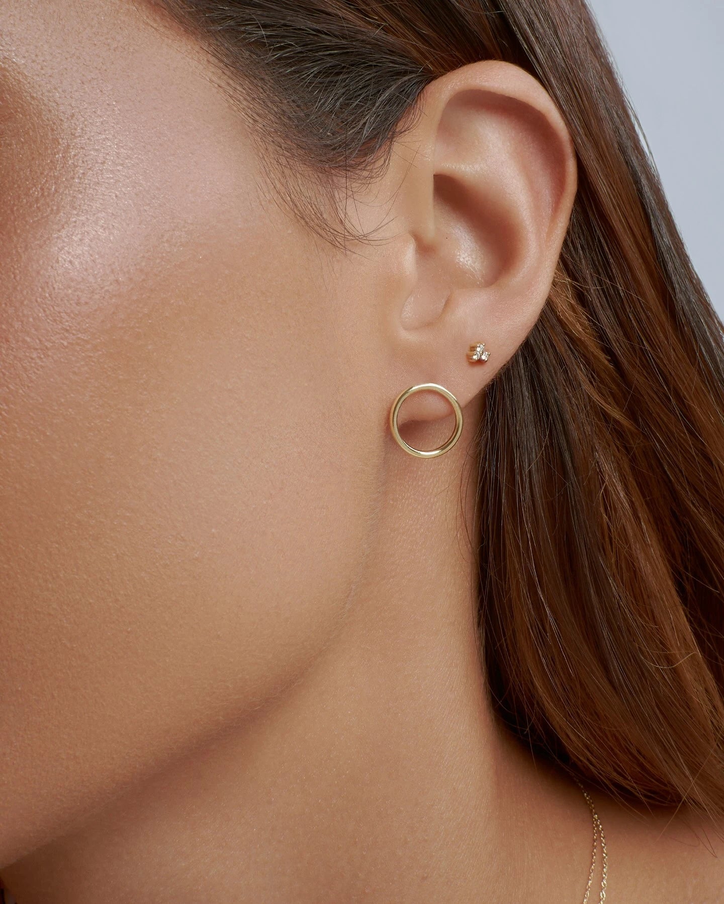 ARETES PIERCING TRIO DIAMANTES CHICOS EN ORO 18K - Gallery 2