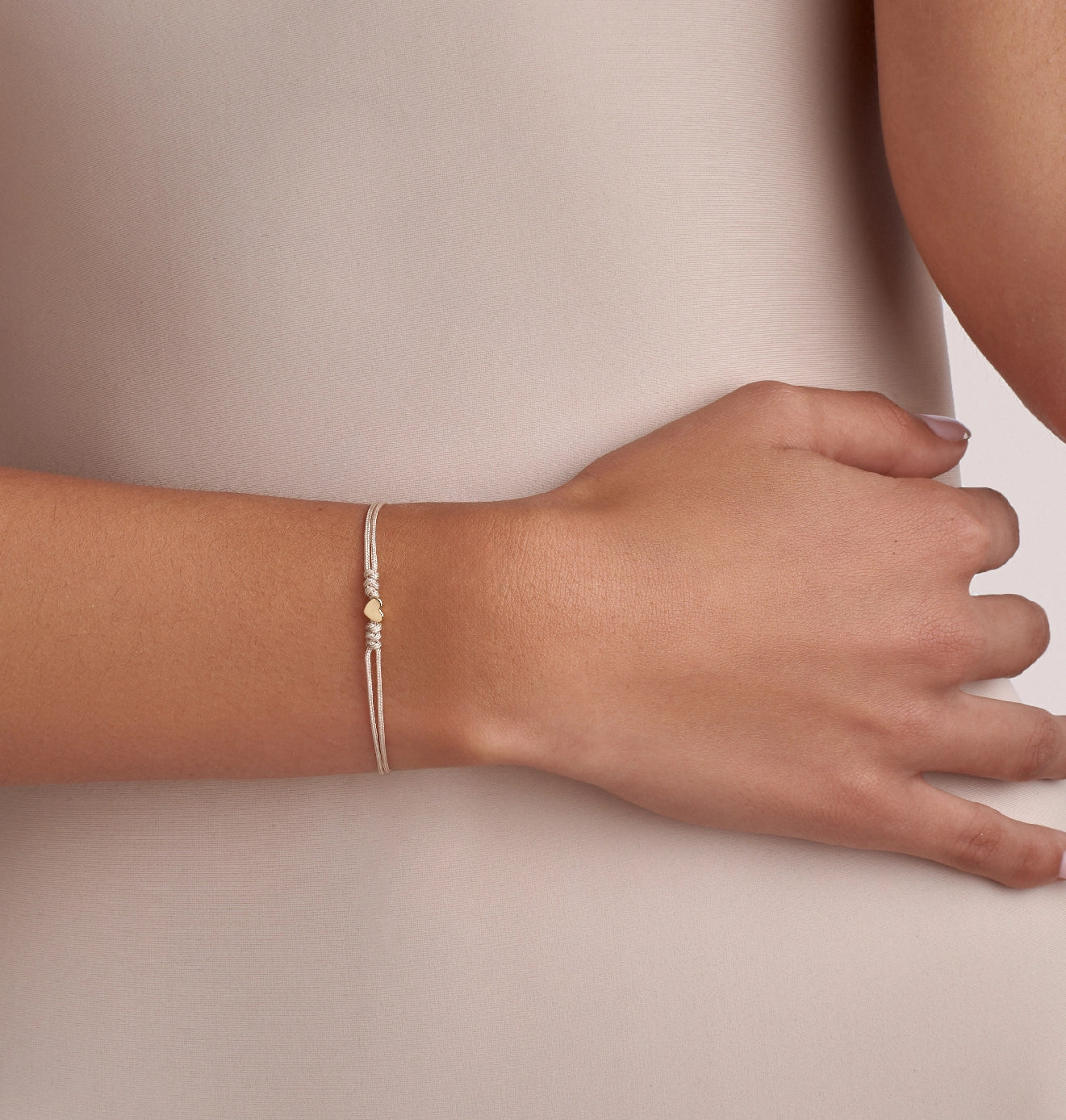 PULSERA HILO CORAZON PASANTE EN ORO 18K - Image 2