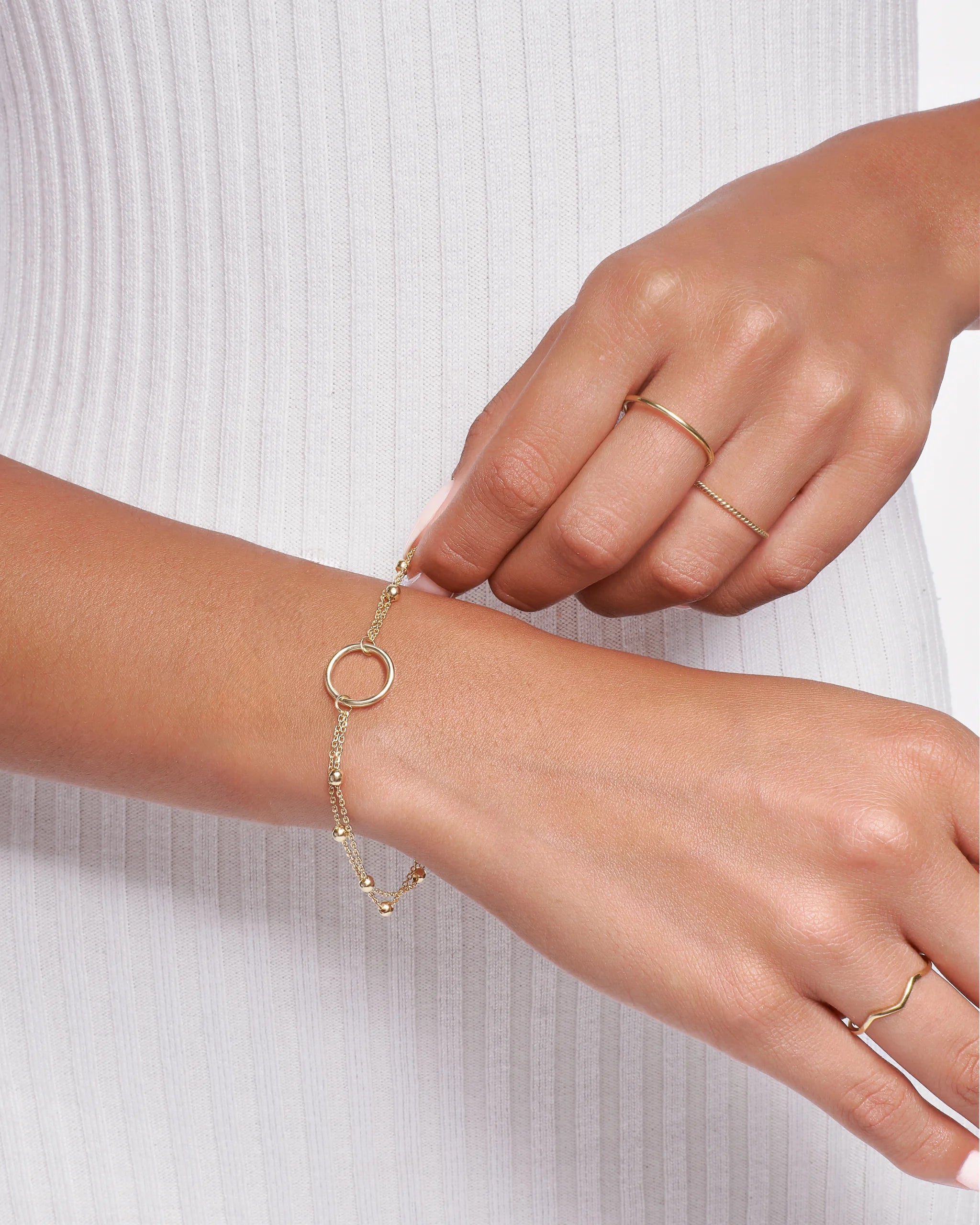 PULSERA KARMA CON DOBLE CADENA EN ORO 18K - Gallery 2