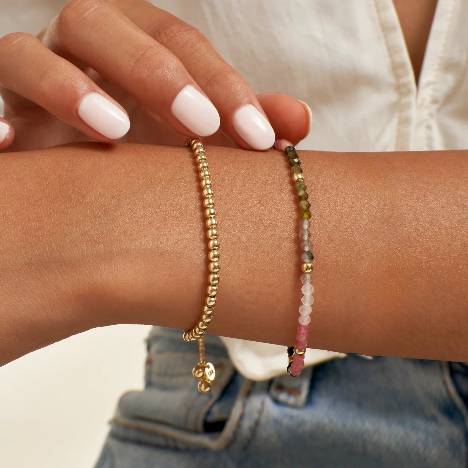 PULSERA REGULABLE DE BOLITAS EN ORO 18K - Image 2